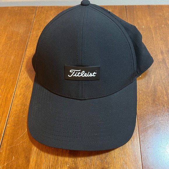 Titleist Palm Beach GC Golf Cap Black Perforated Performance Stretch UPF‎ 50+